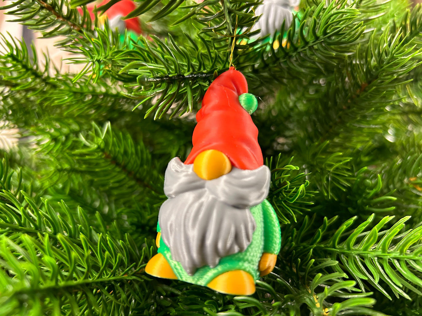 Weihnachtswichtel Gnom Zwerg Kobold 4er Set in Grün und Rot mit Silberbart– moderne Weihnachtsdeko | Christbaumschmuck | Christbaumdeko