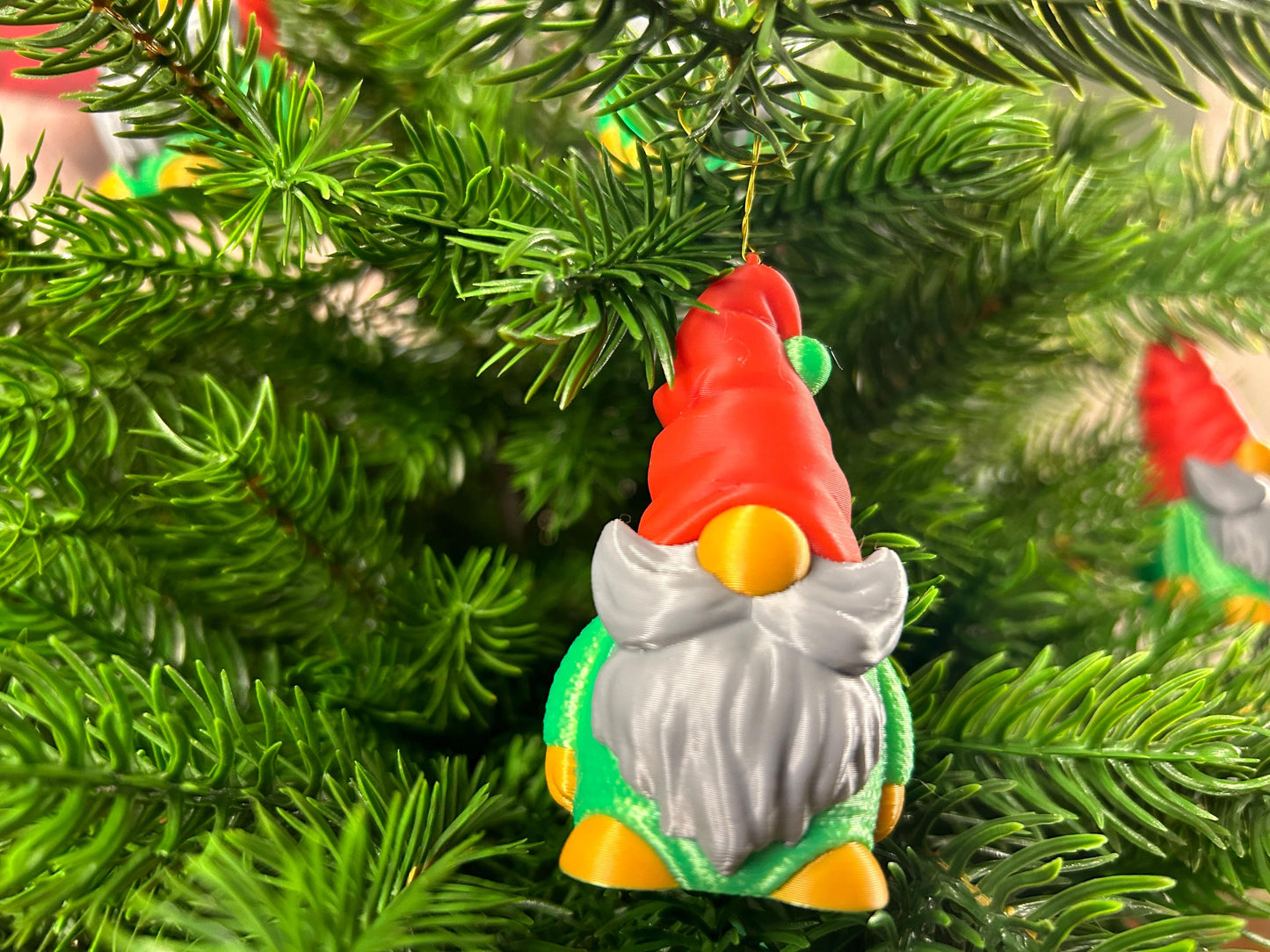 Weihnachtswichtel Gnom Zwerg Kobold 4er Set in Grün und Rot mit Silberbart– moderne Weihnachtsdeko | Christbaumschmuck | Christbaumdeko