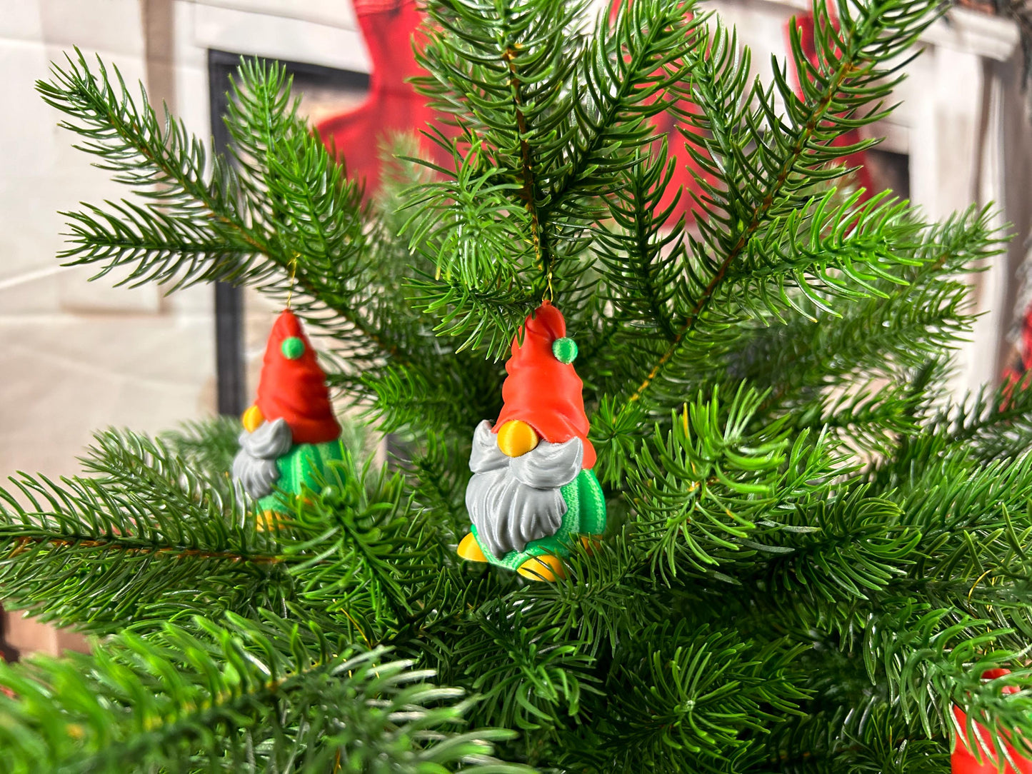 Weihnachtswichtel Gnom Zwerg Kobold 4er Set in Grün und Rot mit Silberbart– moderne Weihnachtsdeko | Christbaumschmuck | Christbaumdeko
