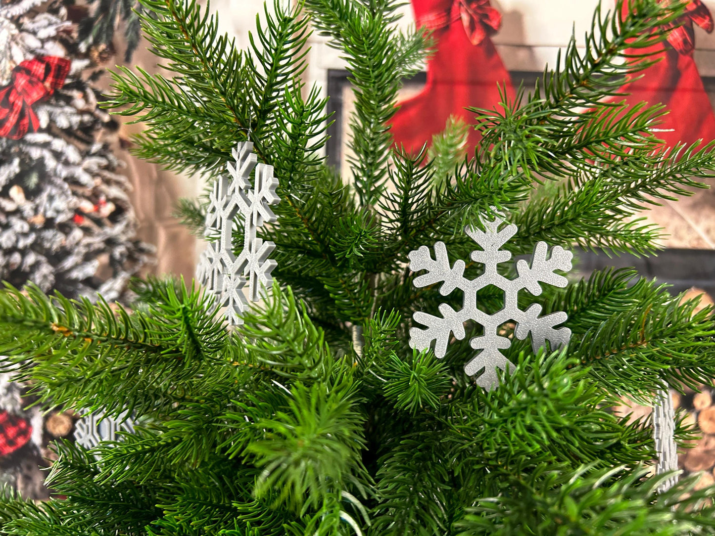 Schneeflocken silber 8er Set– Extravagante Weihnachtsdeko, perfekt für Baum & Zuhause | Christbaumschmuck | Weihnachtsbaumschmuck