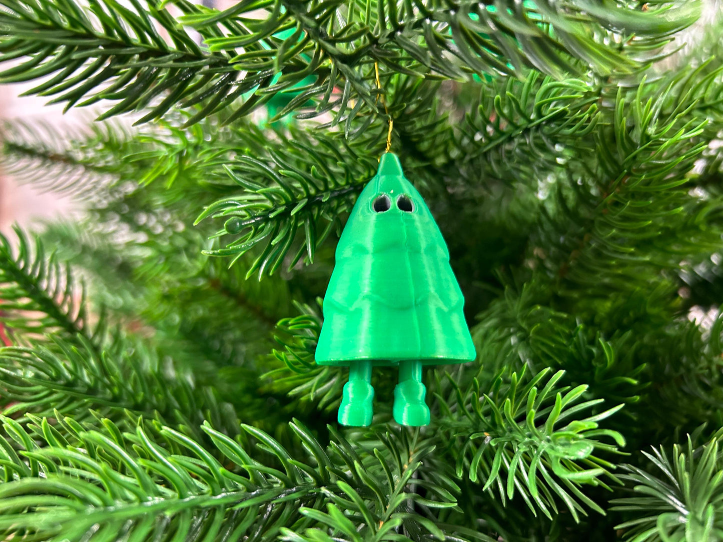 Weihnachtsbaum mit baumelnden Füßchen 4er Set - Weihnachtsdeko – Christbaumschmuck, Christbaumkugel, Weihnachtsbaumbehang