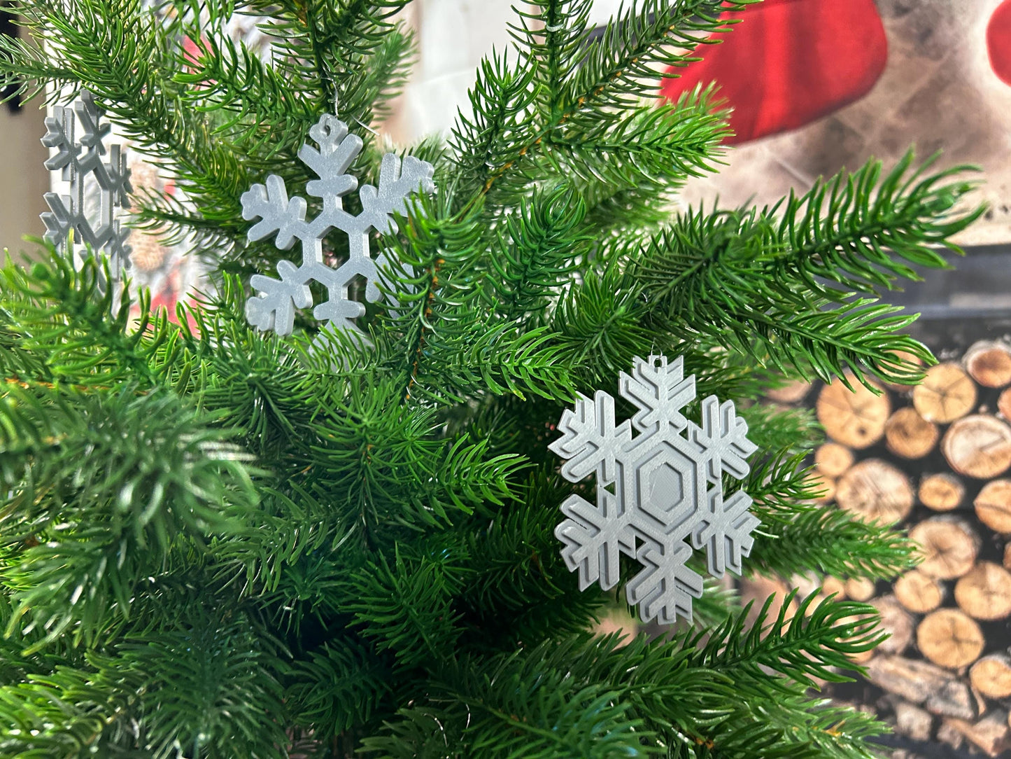 Schneeflocken silber 8er Set– Extravagante Weihnachtsdeko, perfekt für Baum & Zuhause | Christbaumschmuck | Weihnachtsbaumschmuck