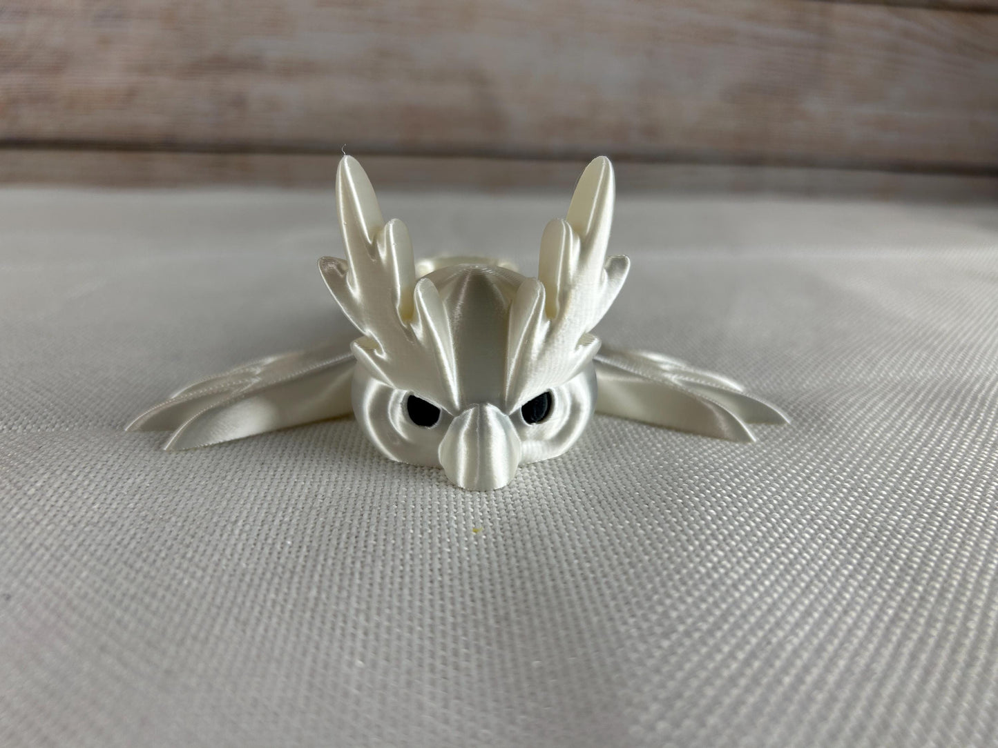 Schneeeule - Wintereule - aus Silk PLA - Figur mit Flügelschlag, in seidigem weiß – Perfekte Geschenkidee & Dekoration