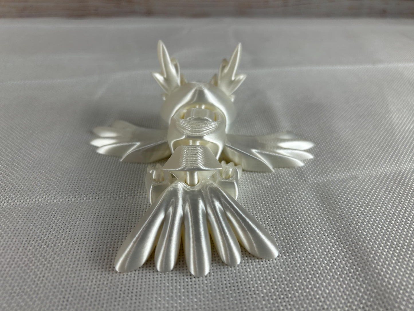 Schneeeule - Wintereule - aus Silk PLA - Figur mit Flügelschlag, in seidigem weiß – Perfekte Geschenkidee & Dekoration