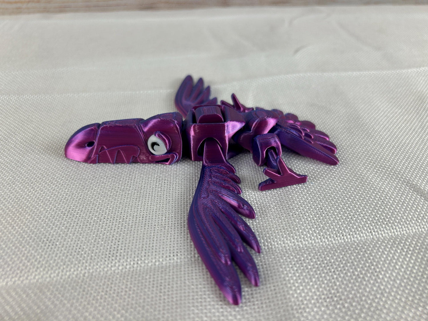 Vogelspecht Tukan, interaktive Dekoration in Violettblau, Flügelschlag-Mechanismus, einzigartiges Geschenk
