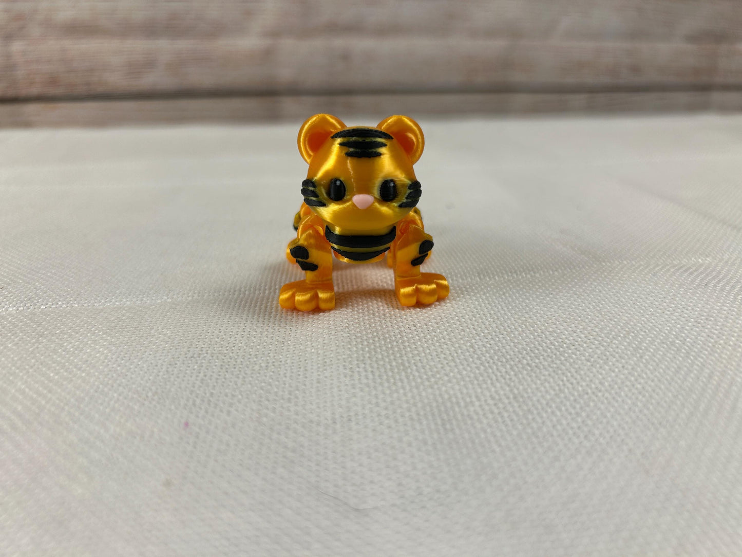 Tiger, orange, beweglich, mit Laufmechanismus aus PLA, niedlicher Deko-Tiger, kunstvolle Tierfigur für Sammler, Schreibtischdeko, Regaldeko