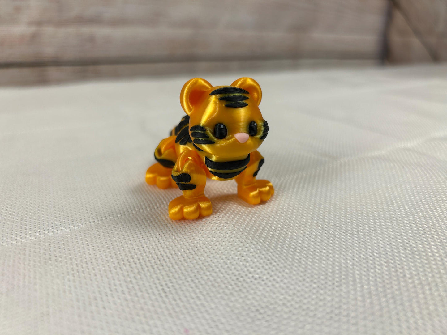 Tiger, orange, beweglich, mit Laufmechanismus aus PLA, niedlicher Deko-Tiger, kunstvolle Tierfigur für Sammler, Schreibtischdeko, Regaldeko