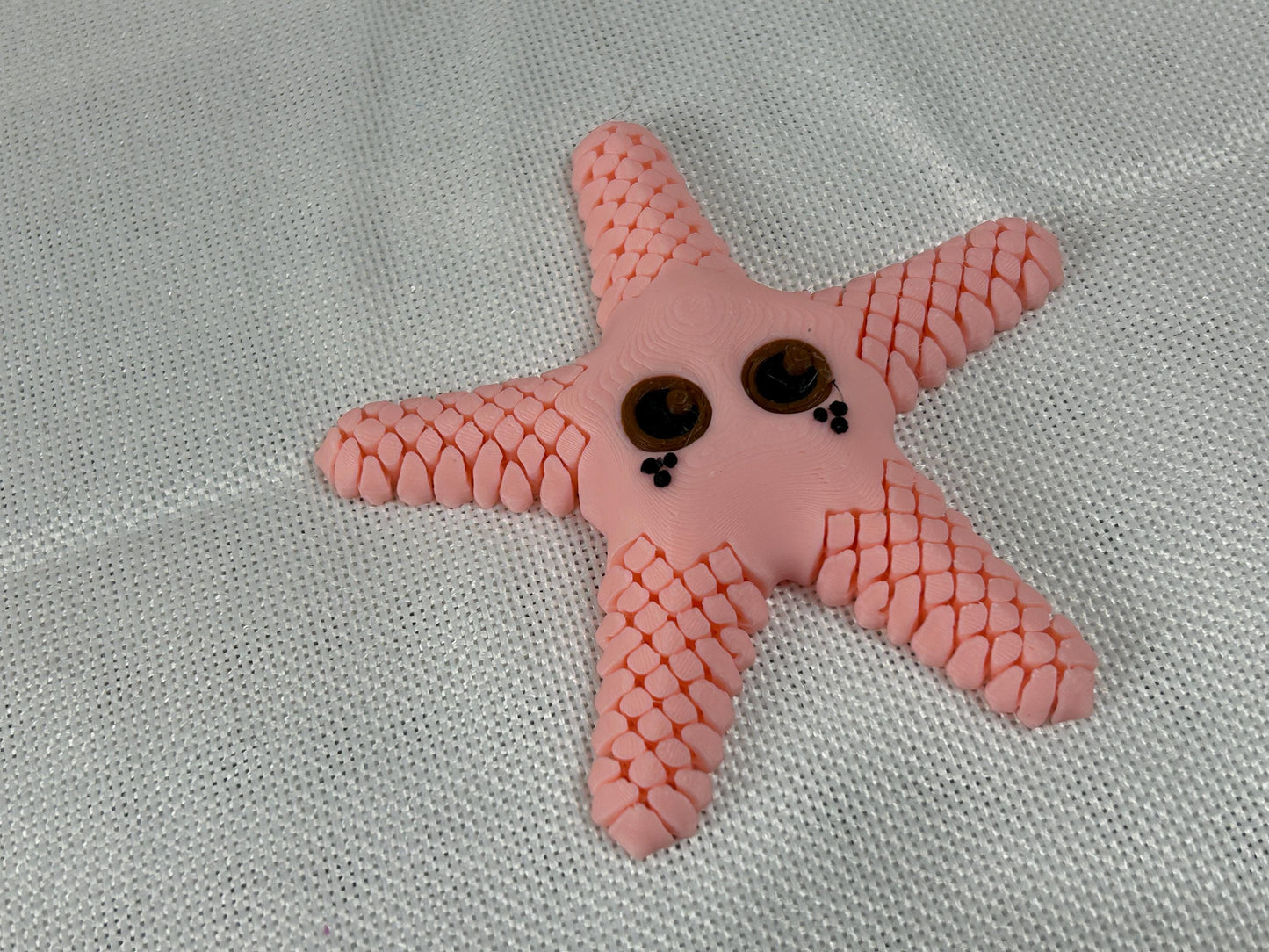 Seestern, rosa, beweglich aus PLA, große Augen, dekorativ, Liebe zum Detail, Regaldeko, Schreibtischdeko, maritime Geschenkidee