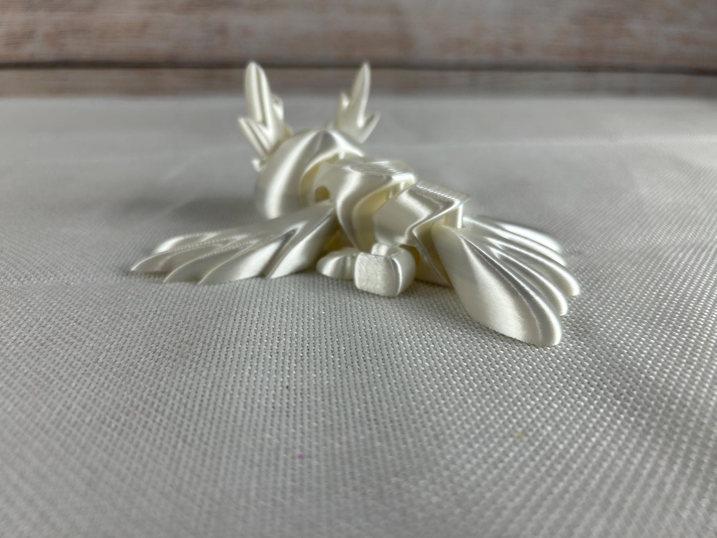 Schneeeule - Wintereule - aus Silk PLA - Figur mit Flügelschlag, in seidigem weiß – Perfekte Geschenkidee & Dekoration