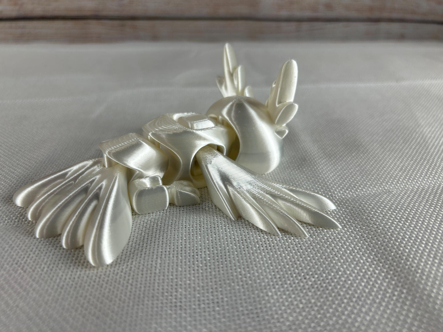 Schneeeule - Wintereule - aus Silk PLA - Figur mit Flügelschlag, in seidigem weiß – Perfekte Geschenkidee & Dekoration