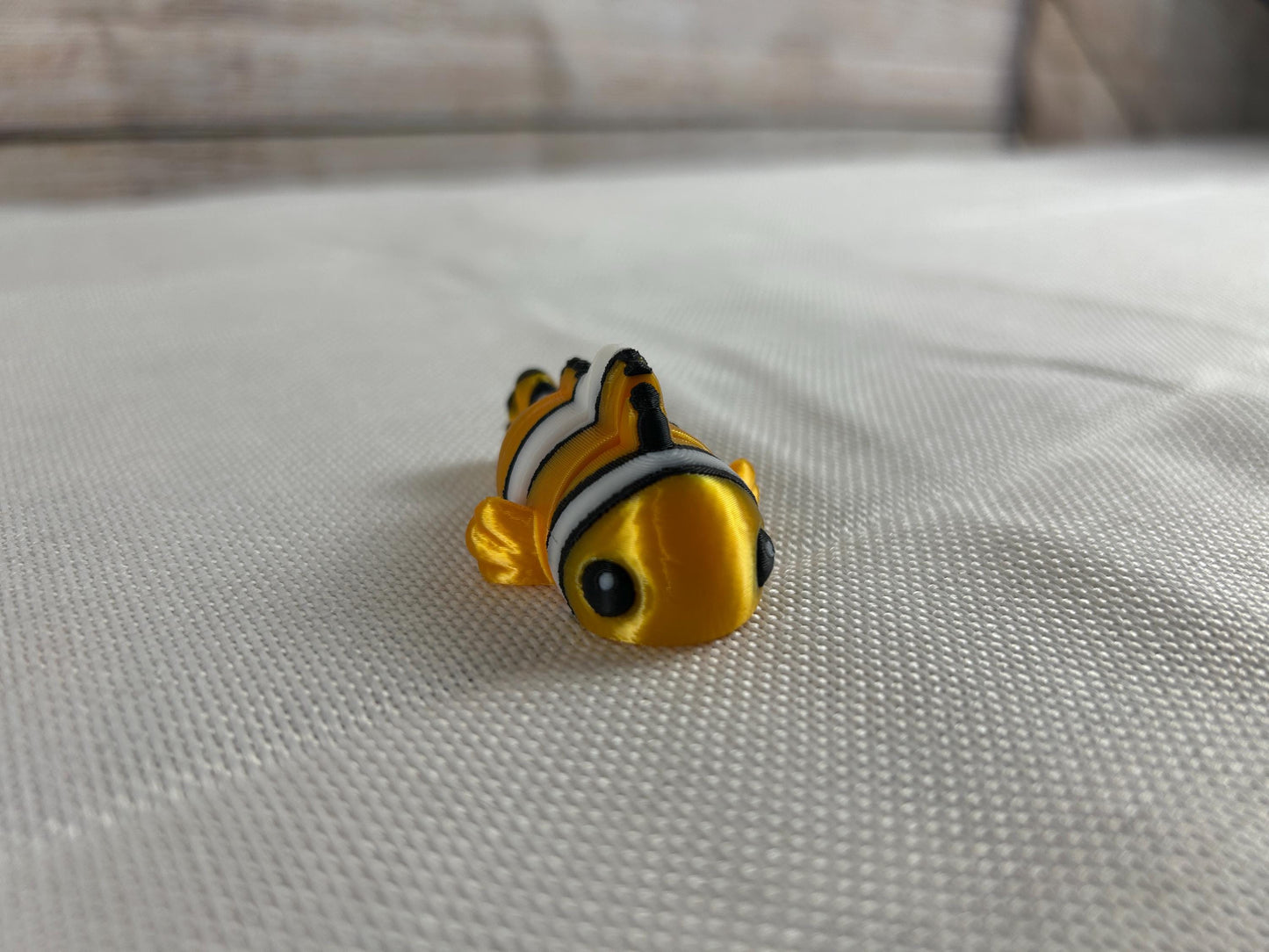 Clownfisch beweglich aus Silk PLA in Orange, Schwarz und Weiß – Meeresbewohner, Deko-Tier – Perfekt für Ozean-Liebhaber & Geschenkideen