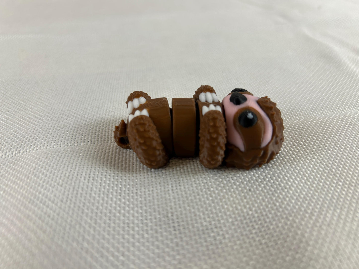 Faultier auf dem Rücken liegend, beweglich – Figur aus PLA – Liebevolles Design für Deko und Geschenk