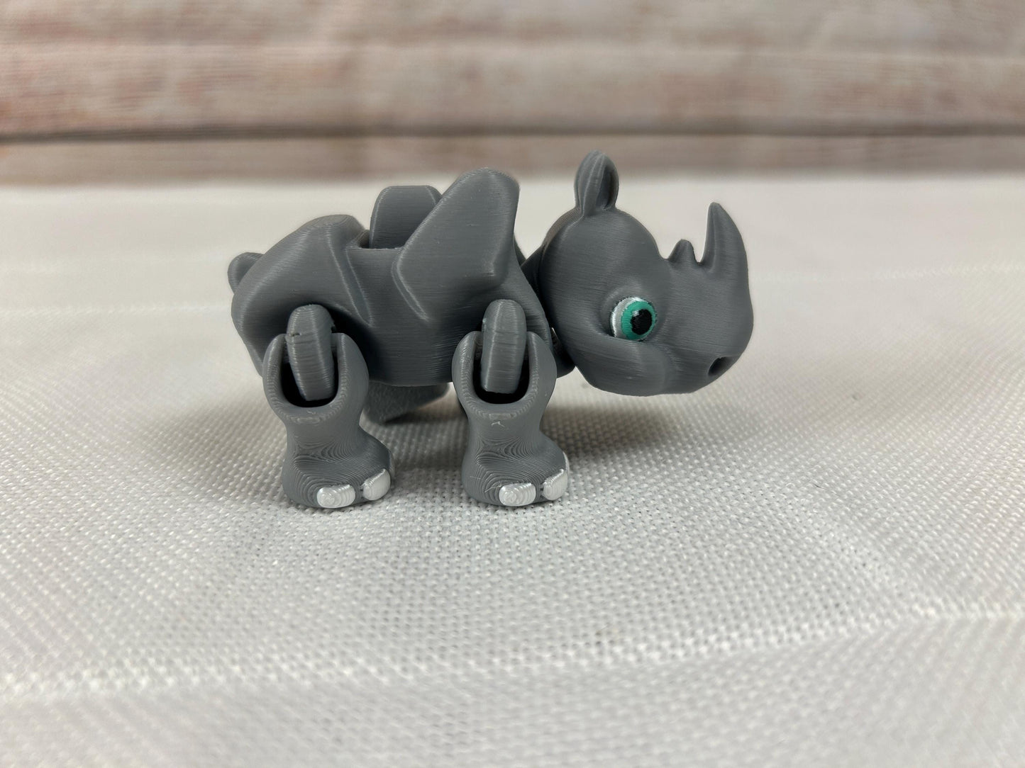 Rhinozeros, grau, beweglich, mit Laufmechanismus aus PLA, bewegliche Gliedmaßen – Graue Dekofigur mit Laufmechanismus, Regaldeko, Tischdeko