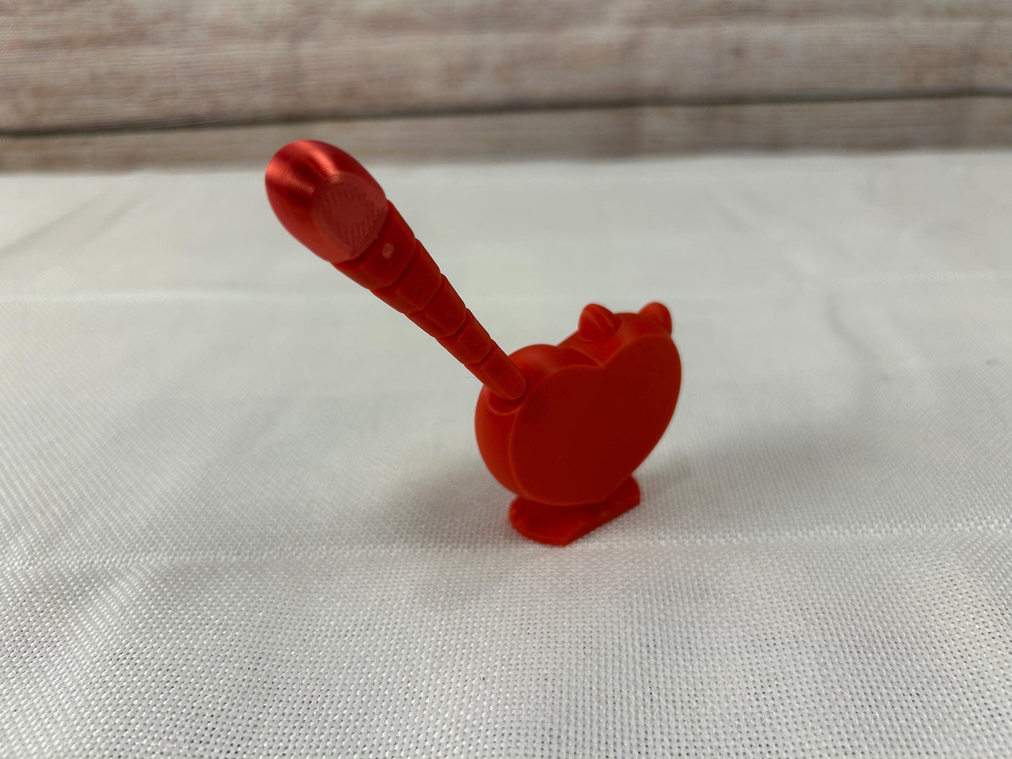 Herzkatze aus PLA, einzigartiges 3D-Dekorationsstück in Rot mit beweglichem Schweif, perfektes Geschenk für Valentinstag & besondere Momente