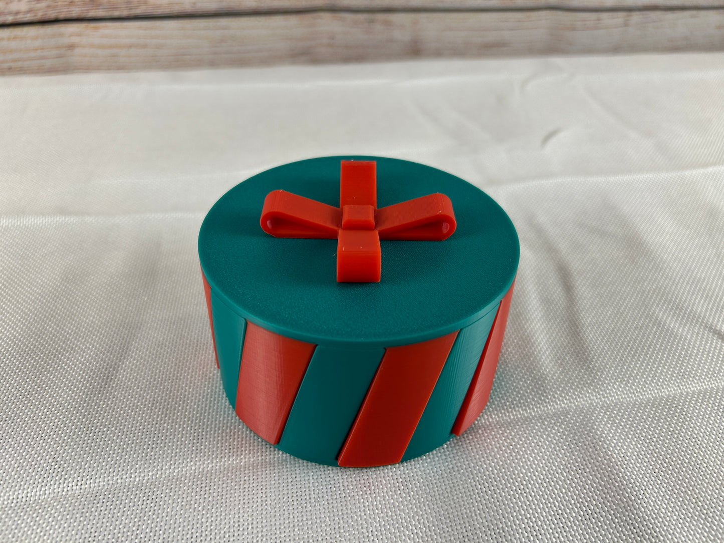 Geschenkbox rund Ø100x50mm Geschenkverpackung Weihnachtsdesign Geschenkidee, nachhaltig, wiederverwendbar - Aufbewahrungsbox