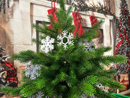 Schneeflocken silber 8er Set– Extravagante Weihnachtsdeko, perfekt für Baum & Zuhause | Christbaumschmuck | Weihnachtsbaumschmuck