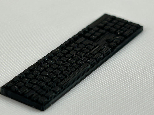 Miniatur-Tastatur 1:12 – Puppenhaus Miniatur Zubehör – Winziges Computer-Keyboard für Dioramen & Sammler